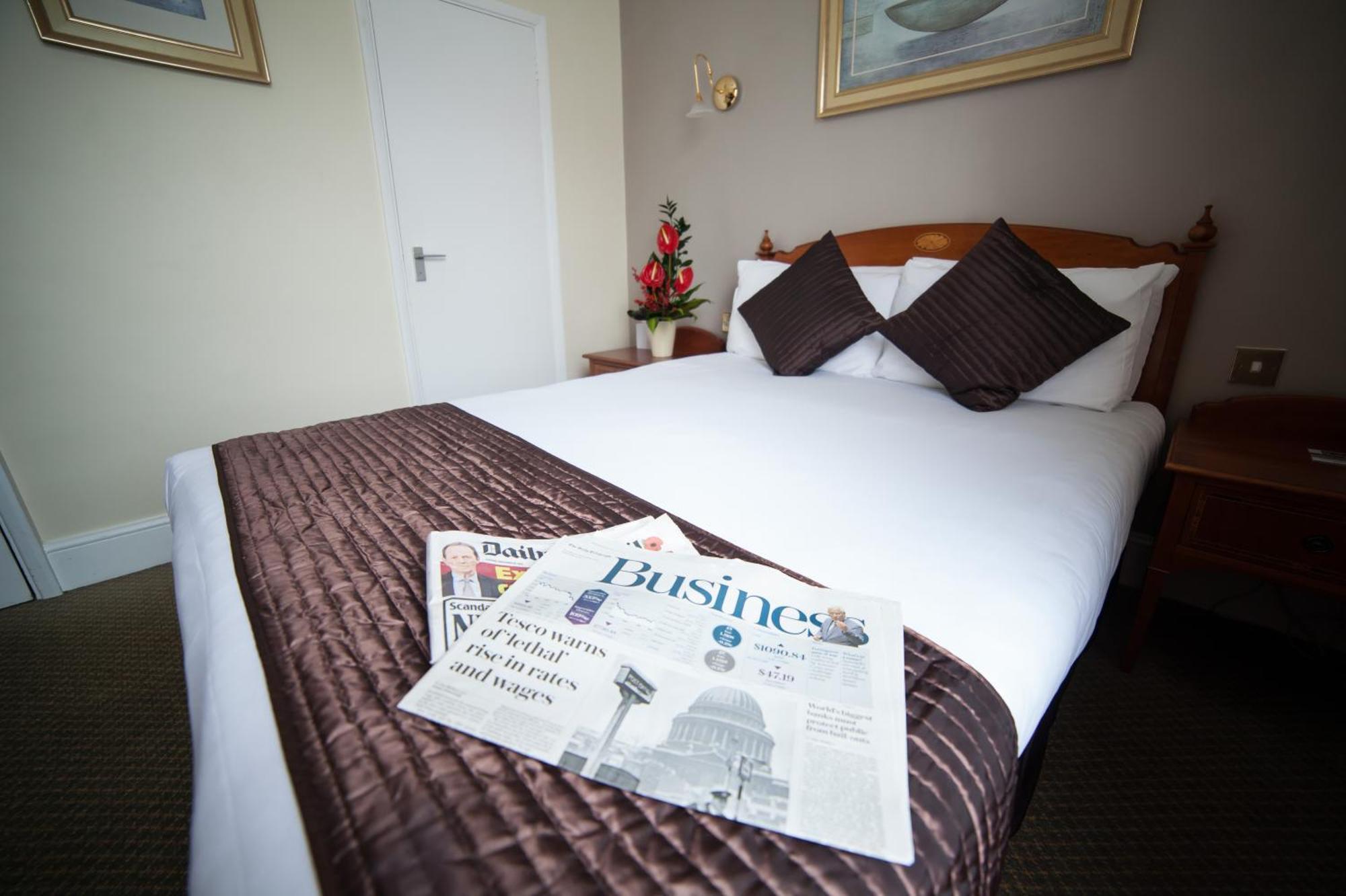 Warren Lodge Shepperton Zimmer foto