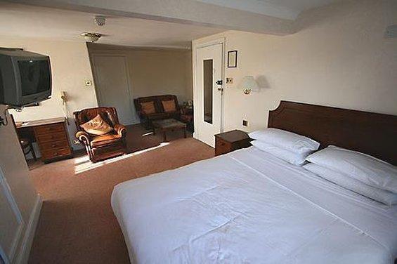 Warren Lodge Shepperton Zimmer foto
